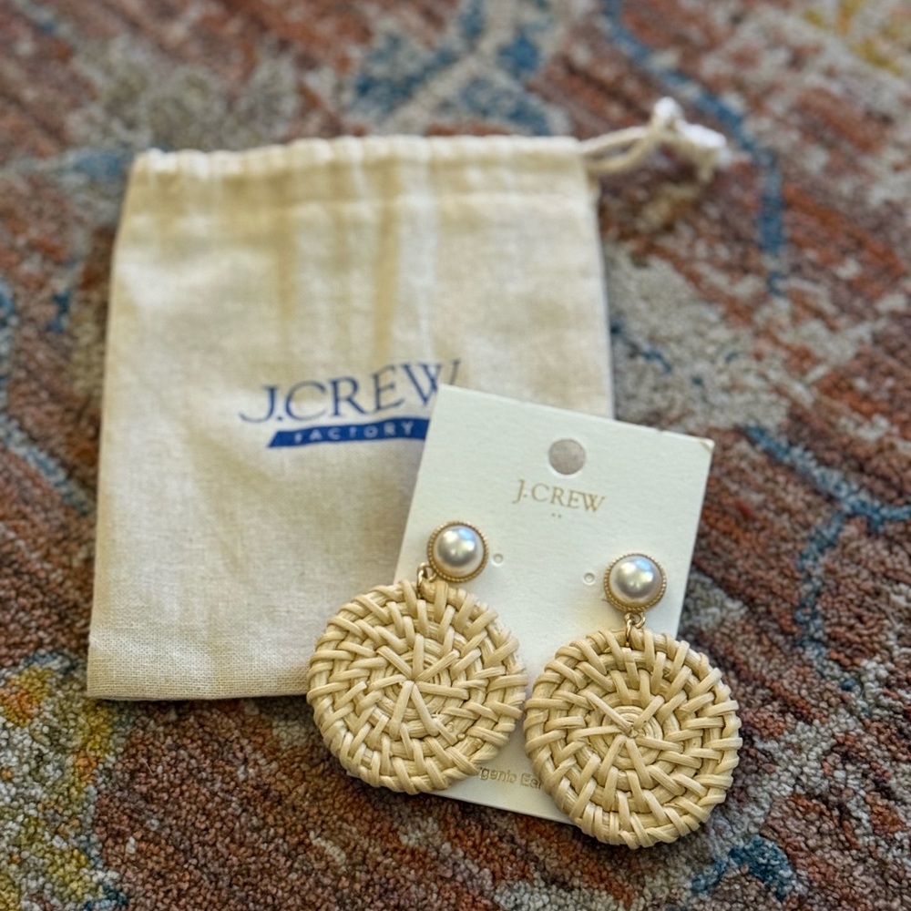 J. Crew Rattan Gold and Pearl Earrings New with Tags
